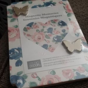 3/20Nwt studio decor magnetic memories